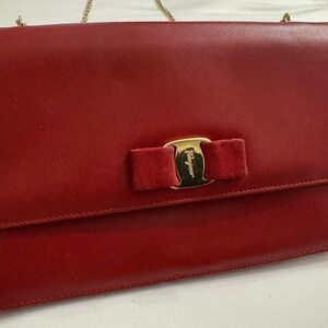Salvatore Ferragamo Red Leather Shoulder Bag with Vara Bow and Gold Hardware